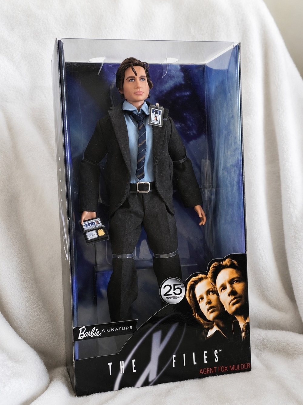 Barbie Signature The X-Files 25th Anniversary Agent Fox Mulder Doll NIB FRN94